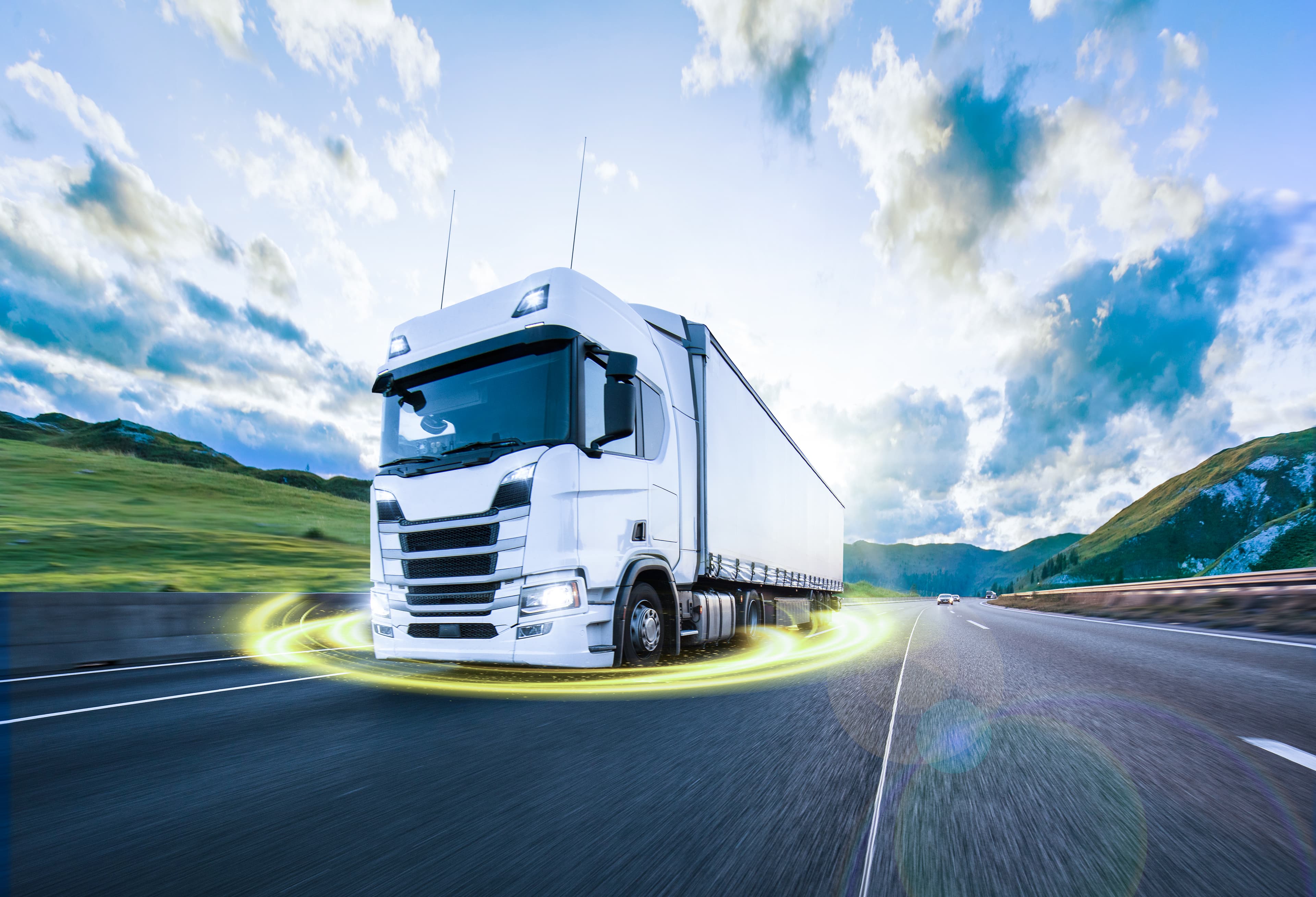 کامیون سفید در حال حرکت با افکت‌های نور آبی